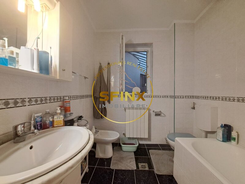 Grozavesti Casa 7 camere, singur curte, Regie